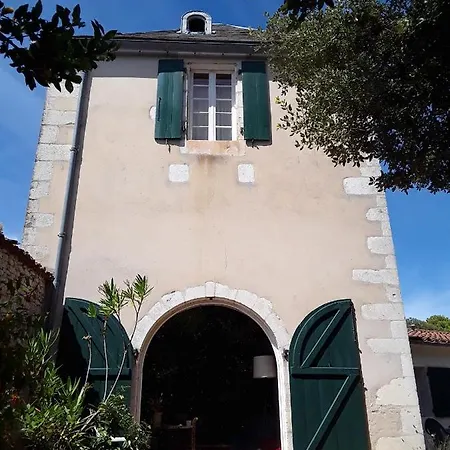 Maison De 3 Chambres A La Flotte Avec Jardin Amenage Сasa de vacaciones La Flotte